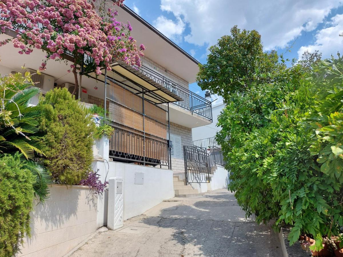 Apartmani Luka Baška Voda Exterior foto