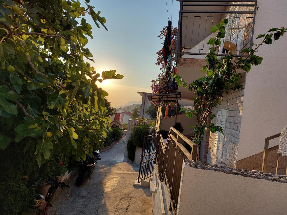 Apartmani Luka Baška Voda Exterior foto
