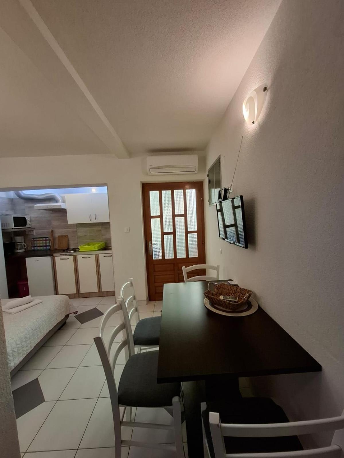 Apartmani Luka Baška Voda Exterior foto