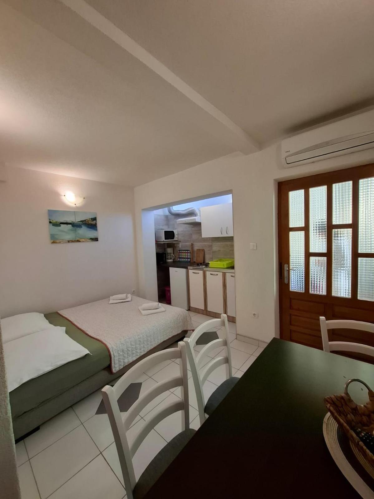 Apartmani Luka Baška Voda Exterior foto