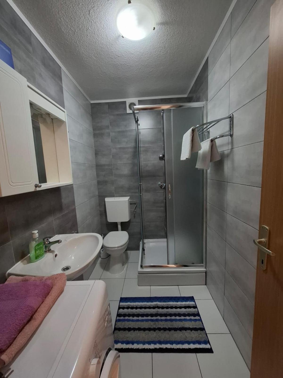 Apartmani Luka Baška Voda Exterior foto