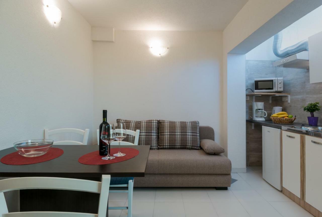 Apartmani Luka Baška Voda Exterior foto