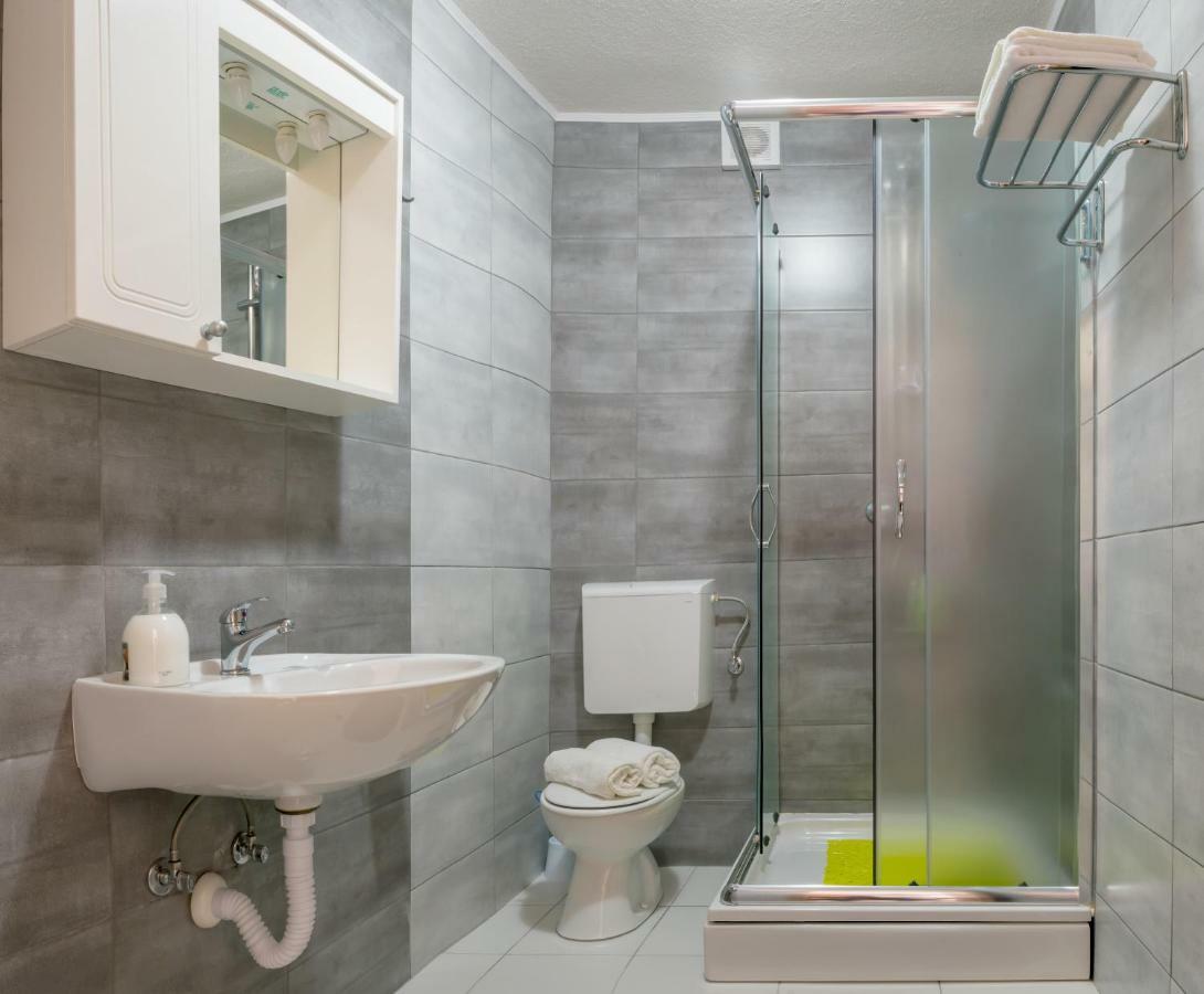 Apartmani Luka Baška Voda Exterior foto