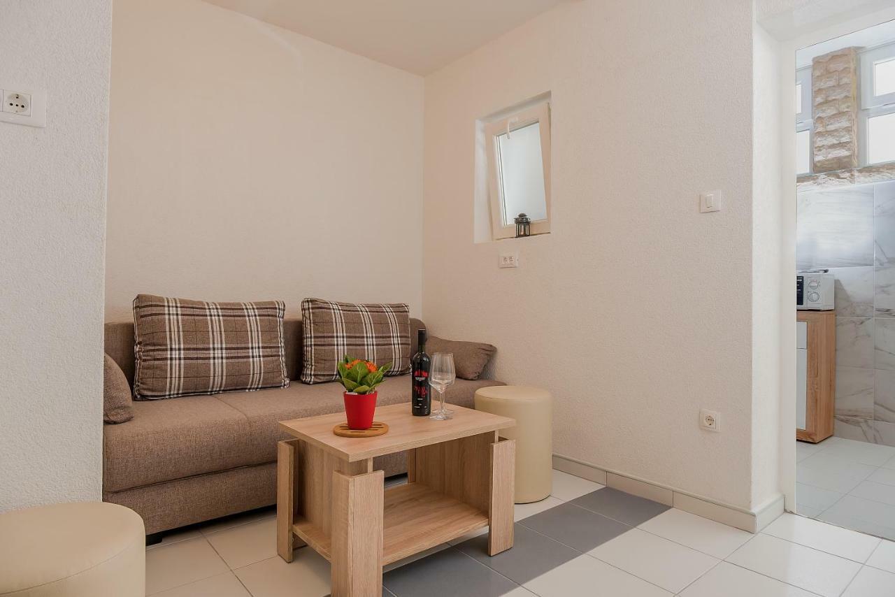 Apartmani Luka Baška Voda Exterior foto